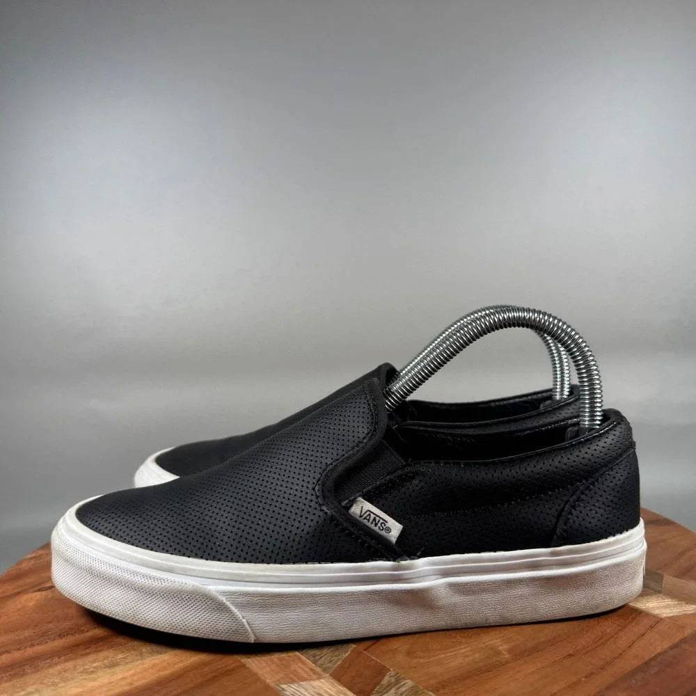 Vans Classic Slip-On Perforated Black Leather Shoes Womens 7.5 Mens 6 721356
